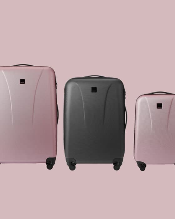 suitcases-and-luggage-data-min